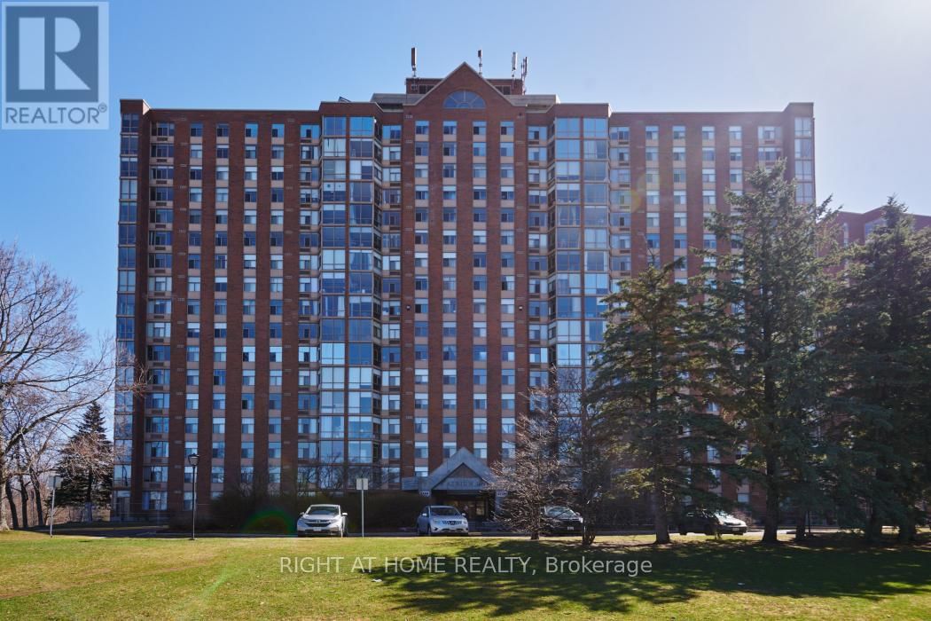 909 - 2759 CAROUSEL CRESCENT Image 1