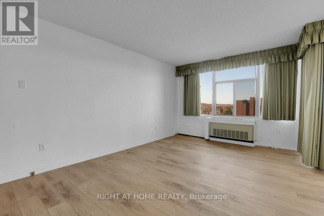 909 - 2759 CAROUSEL CRESCENT Image 10