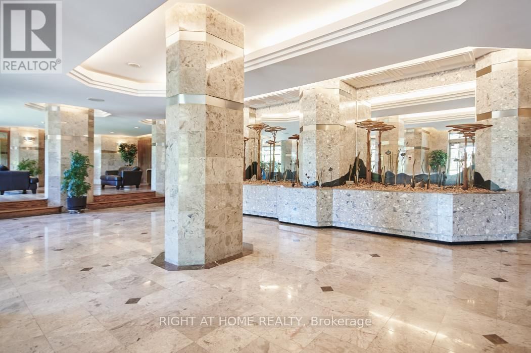 909 - 2759 CAROUSEL CRESCENT Image 4