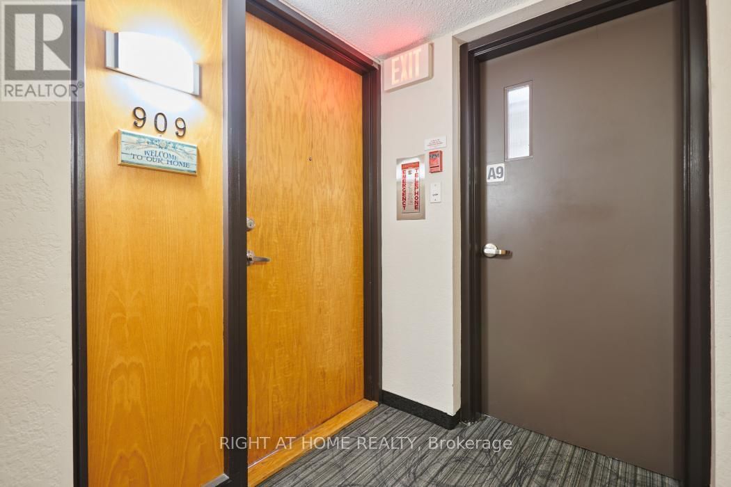 909 - 2759 CAROUSEL CRESCENT Image 7