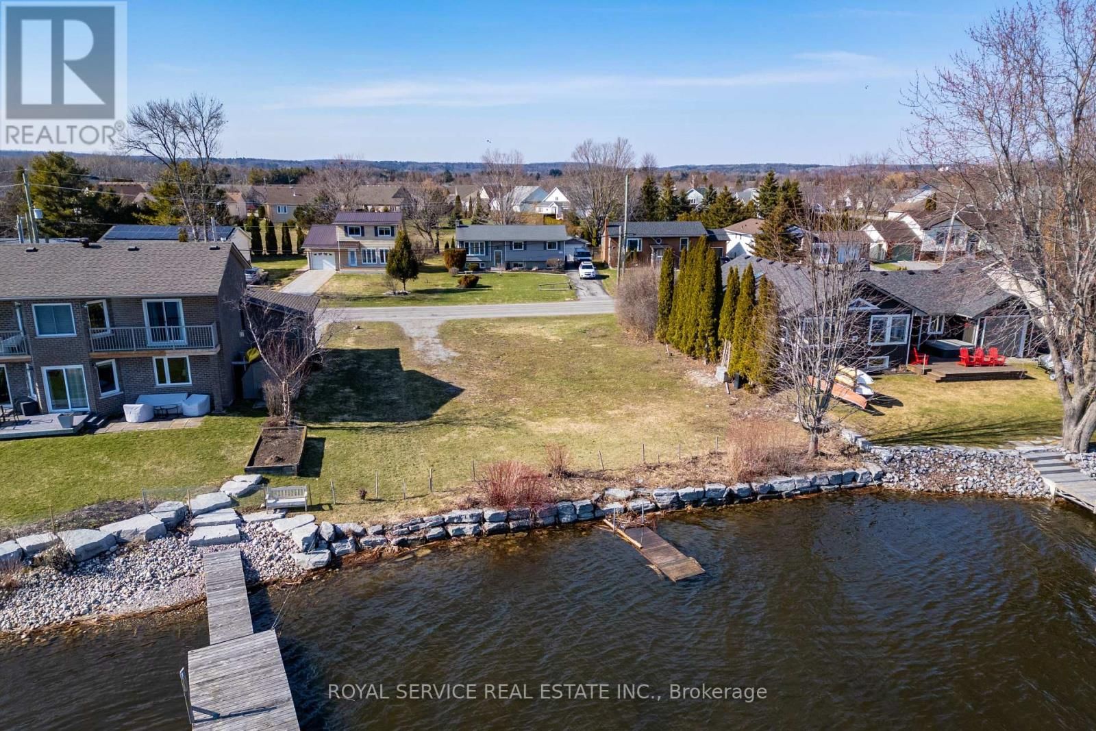 181 HARBOUR STREET Image 17