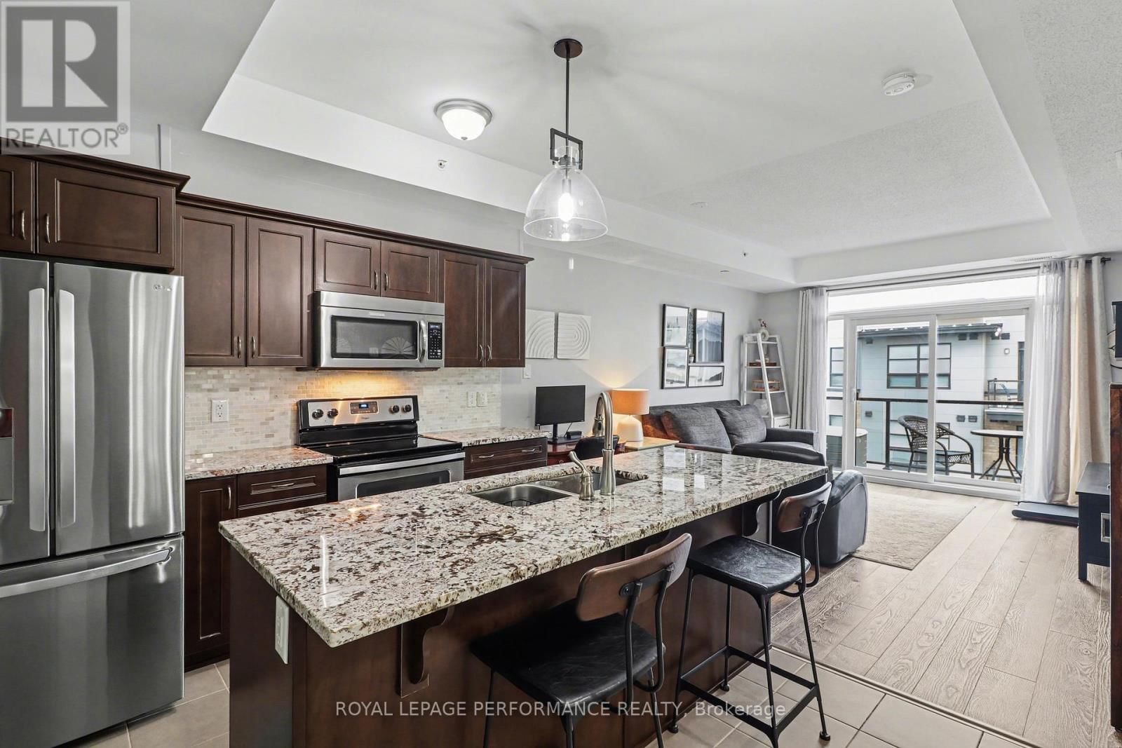 403 - 120 MONTBLANC PRIVATE Image 10