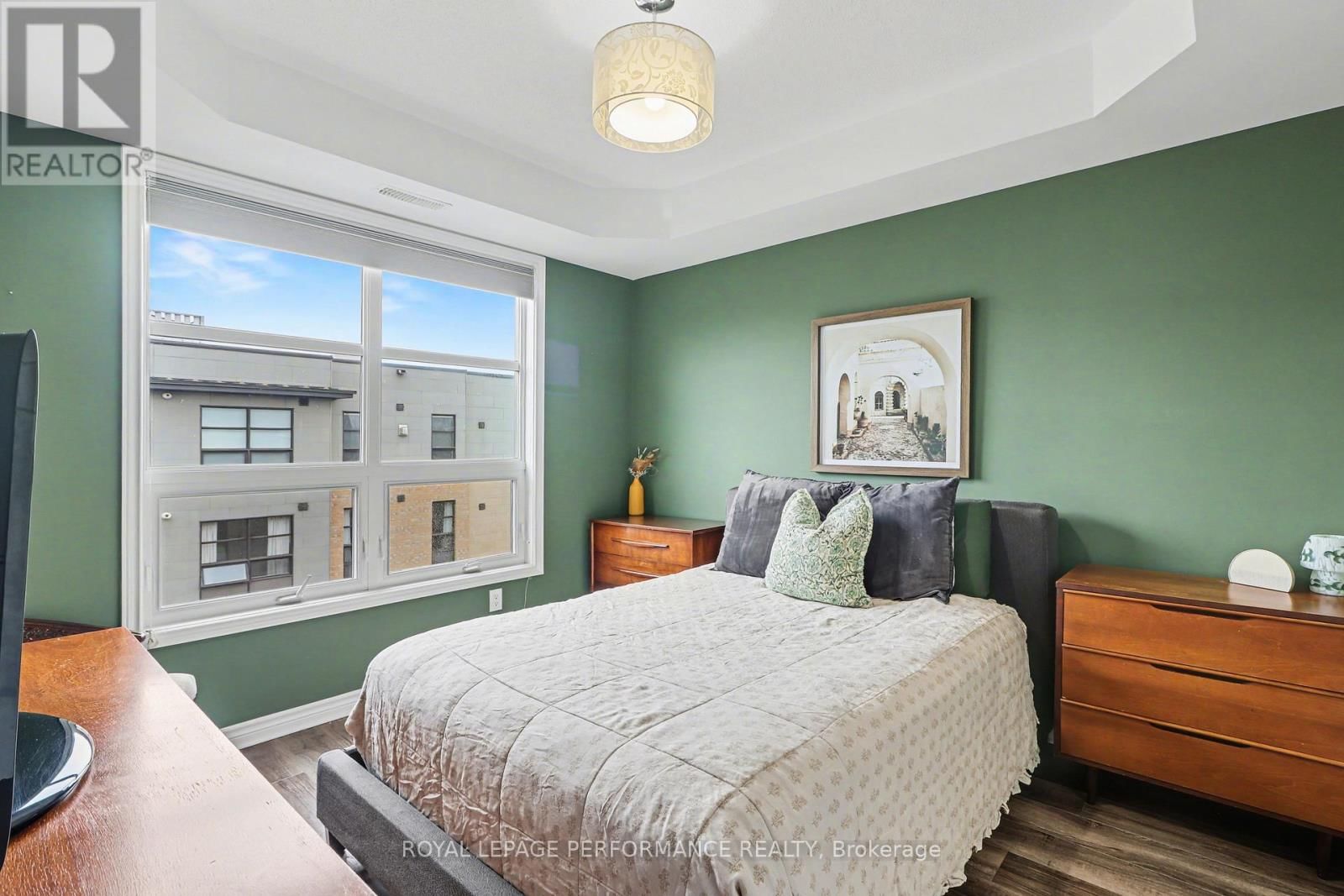 403 - 120 MONTBLANC PRIVATE Image 16