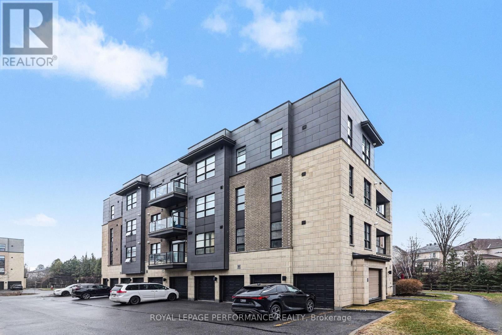 403 - 120 MONTBLANC PRIVATE Image 22