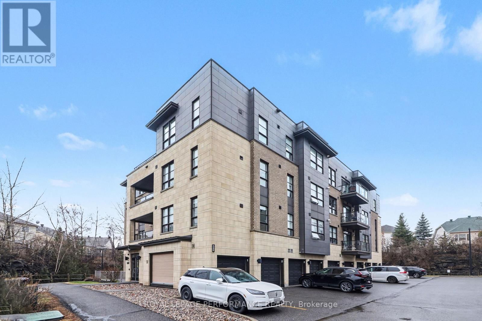 403 - 120 MONTBLANC PRIVATE Image 23