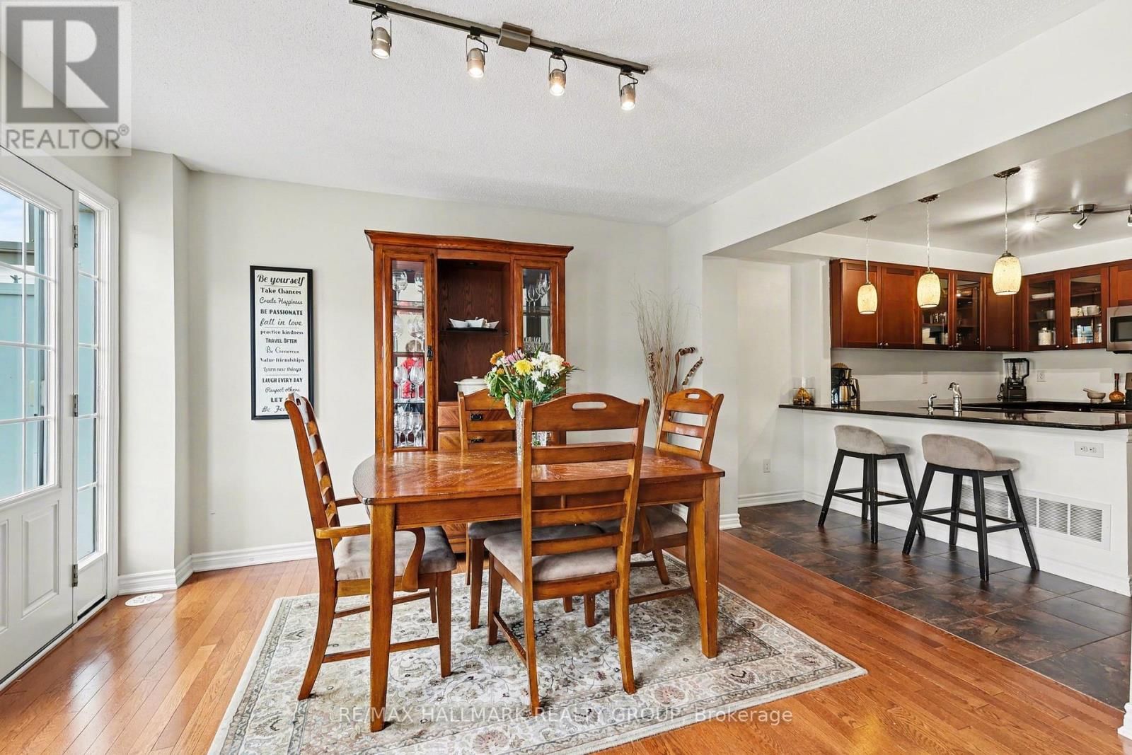 2516 NUTGROVE AVENUE Image 17