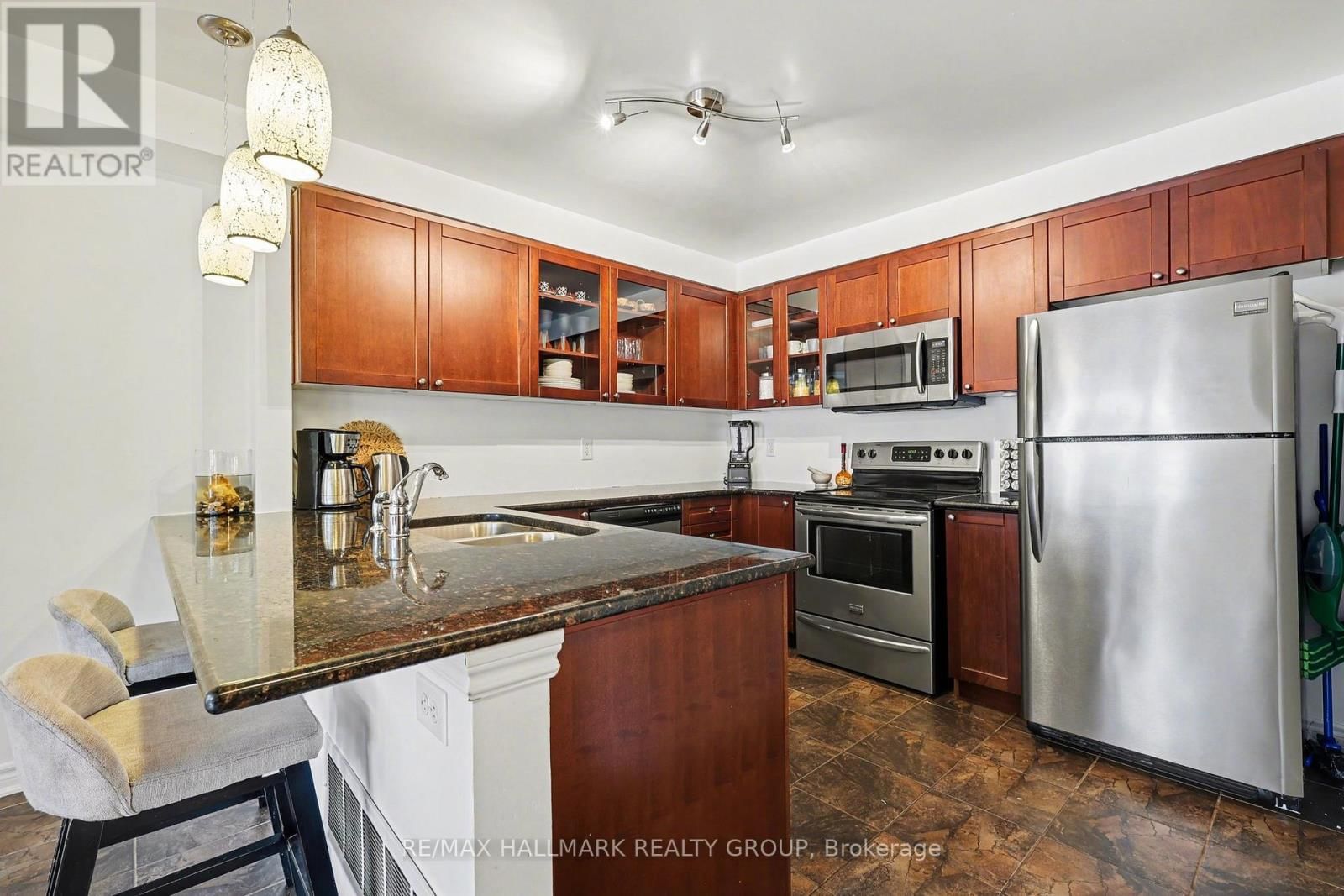 2516 NUTGROVE AVENUE Image 19