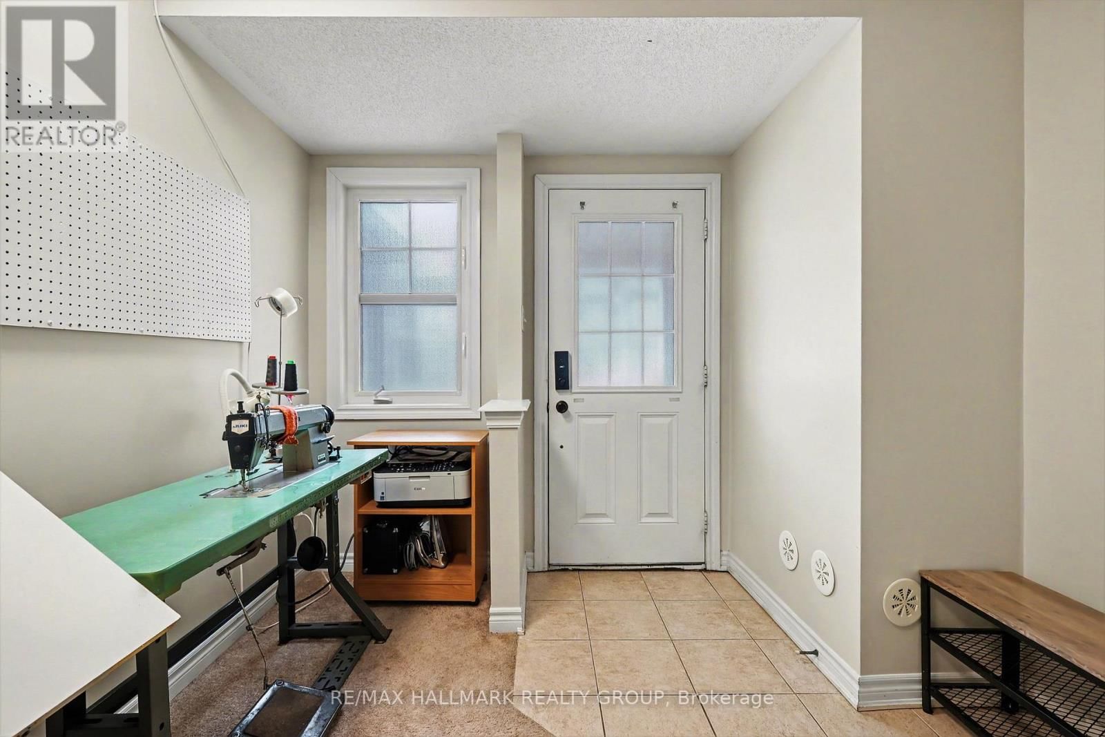 2516 NUTGROVE AVENUE Image 7