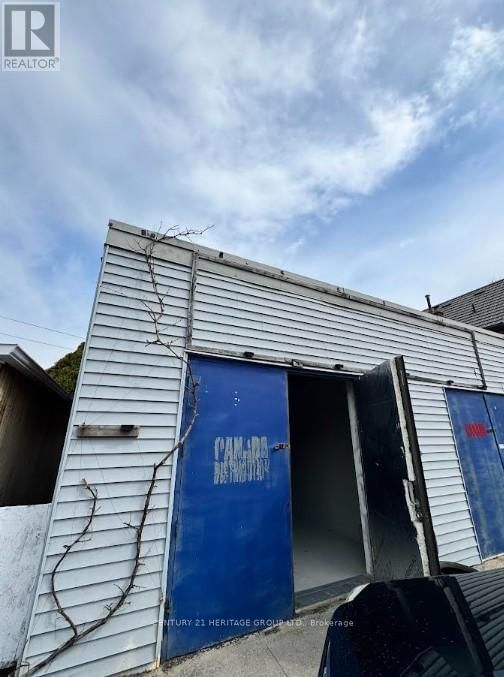 2 - 321 ROBERT STREET Image 1