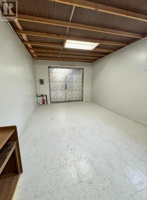 2 - 321 ROBERT STREET Image 8