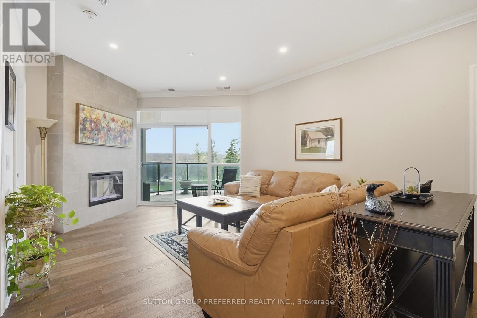 401 - 1200 COMMISSIONERS ROAD WEST Image 18