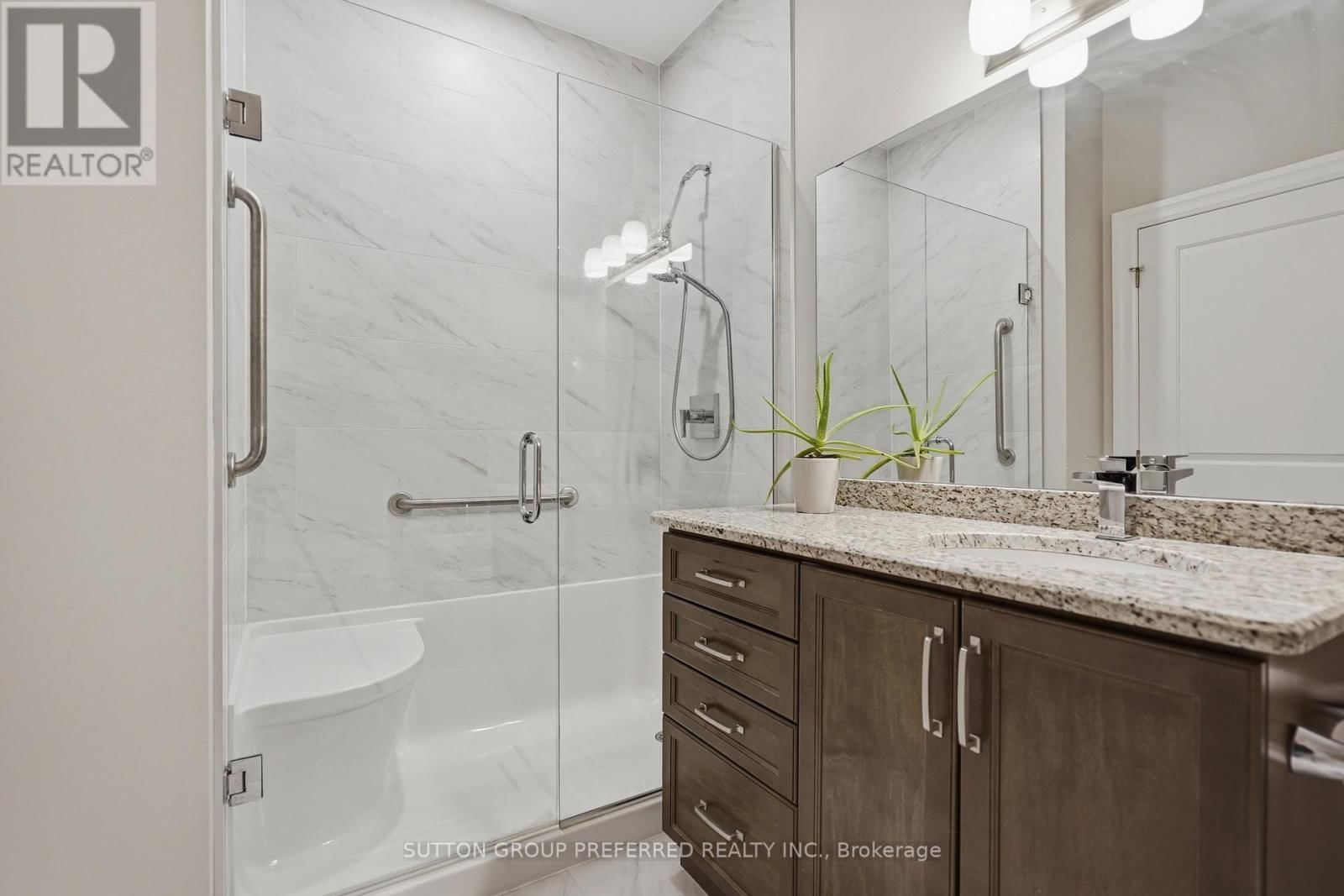 401 - 1200 COMMISSIONERS ROAD WEST Image 27