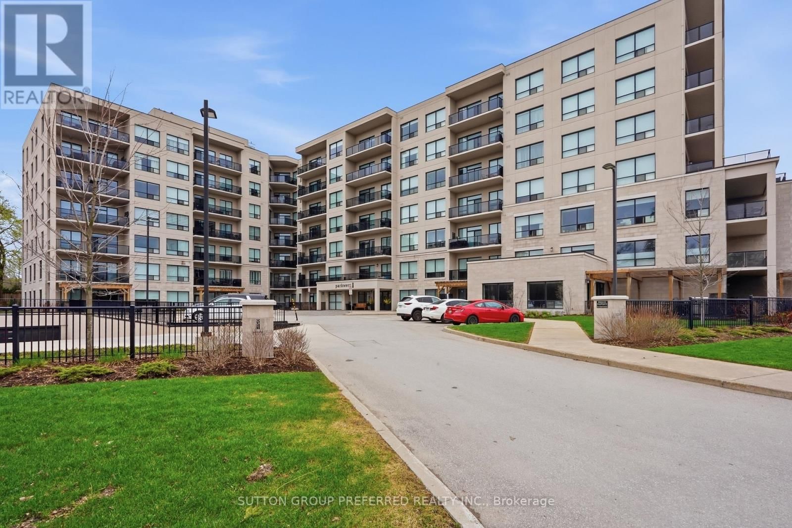 401 - 1200 COMMISSIONERS ROAD WEST Image 3