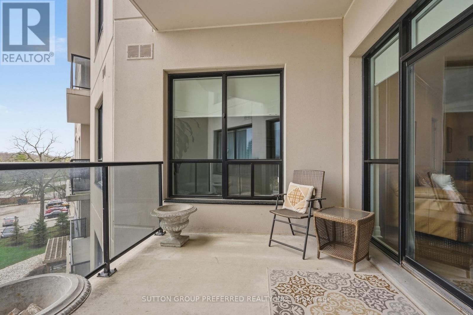 401 - 1200 COMMISSIONERS ROAD WEST Image 38