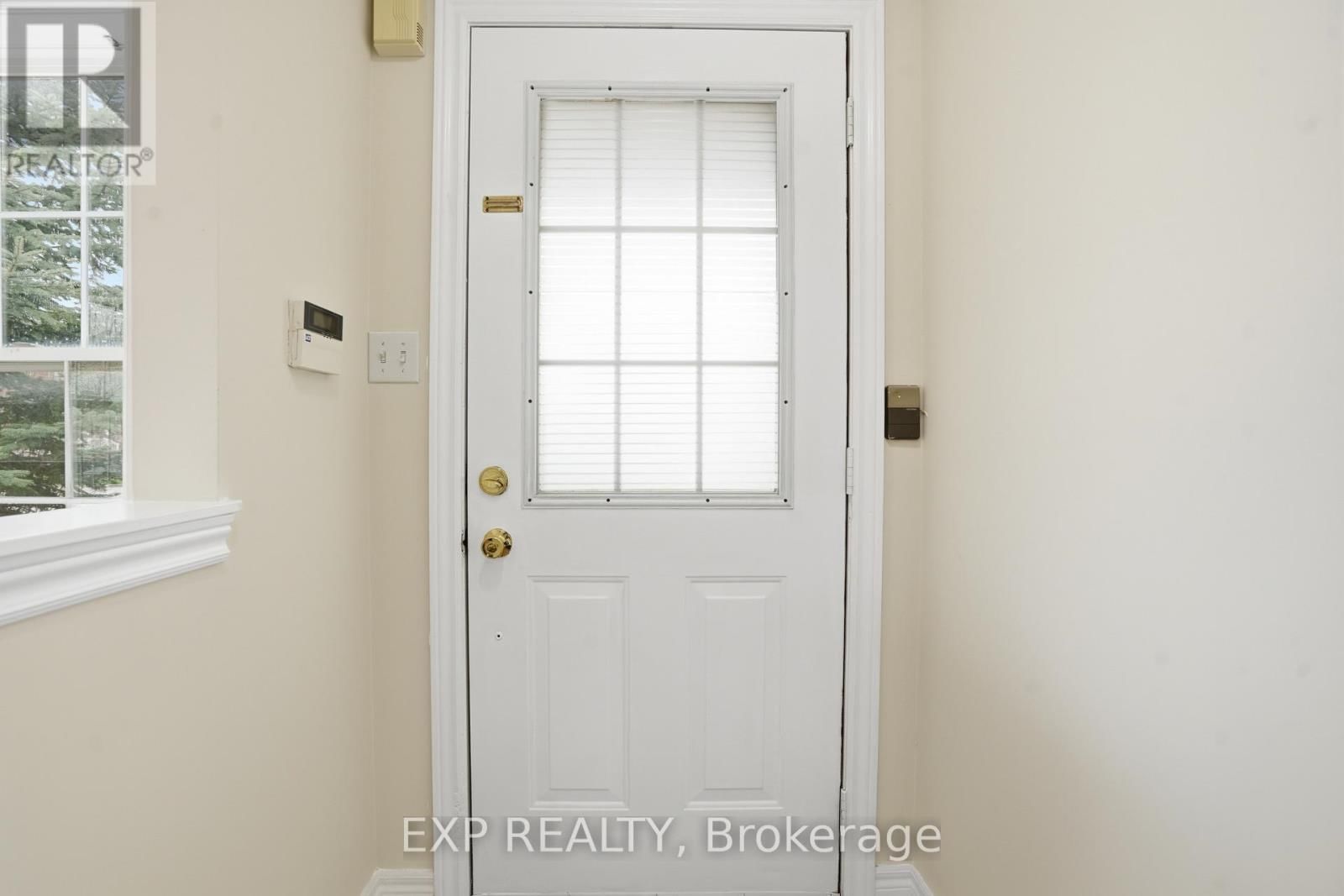 25 NIAGARA-ON-THE-GREEN BOULEVARD Image 8