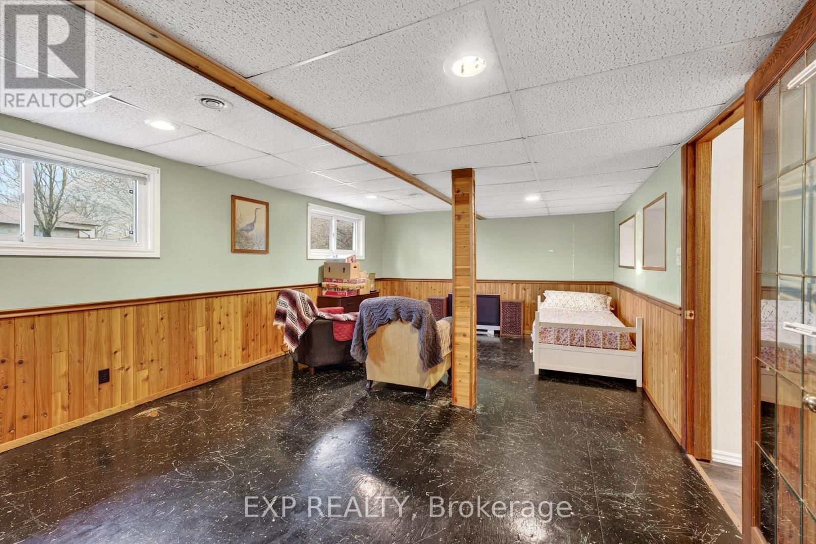 54 DAUPHIN AVENUE Image 20