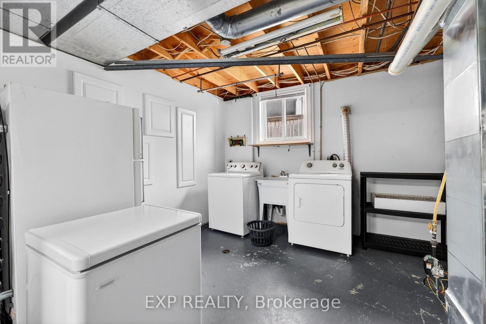 54 DAUPHIN AVENUE Image 23