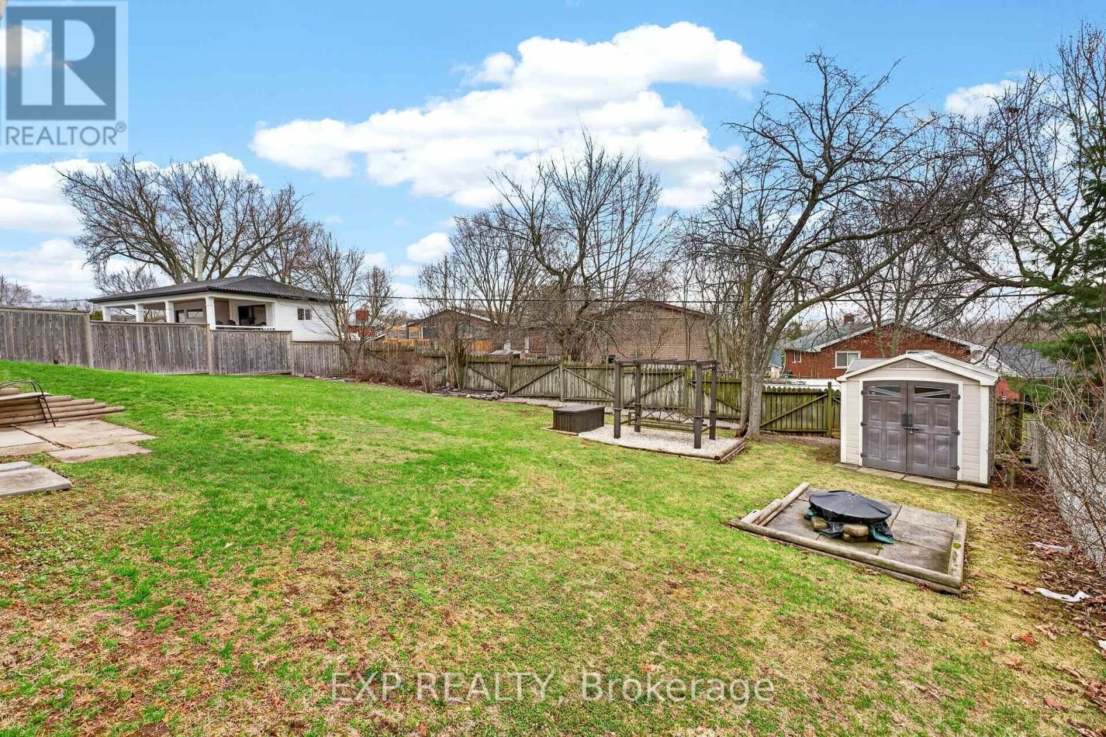 54 DAUPHIN AVENUE Image 26