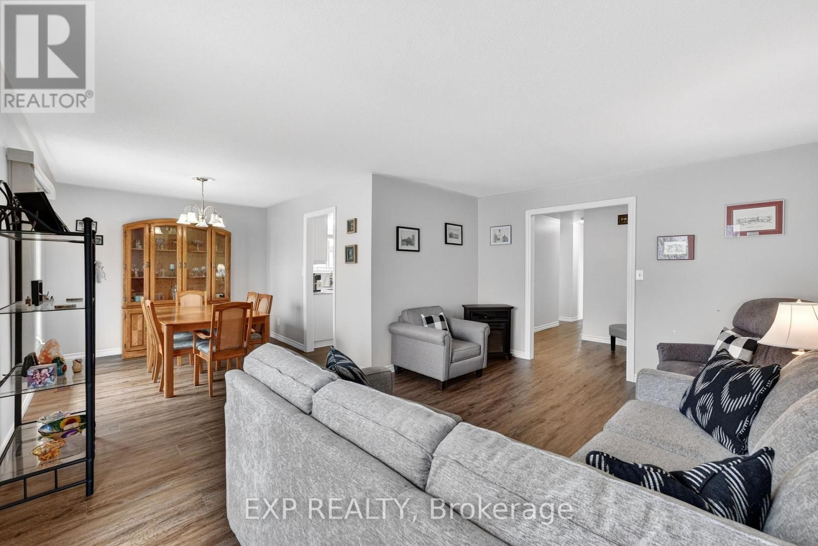 54 DAUPHIN AVENUE Image 6