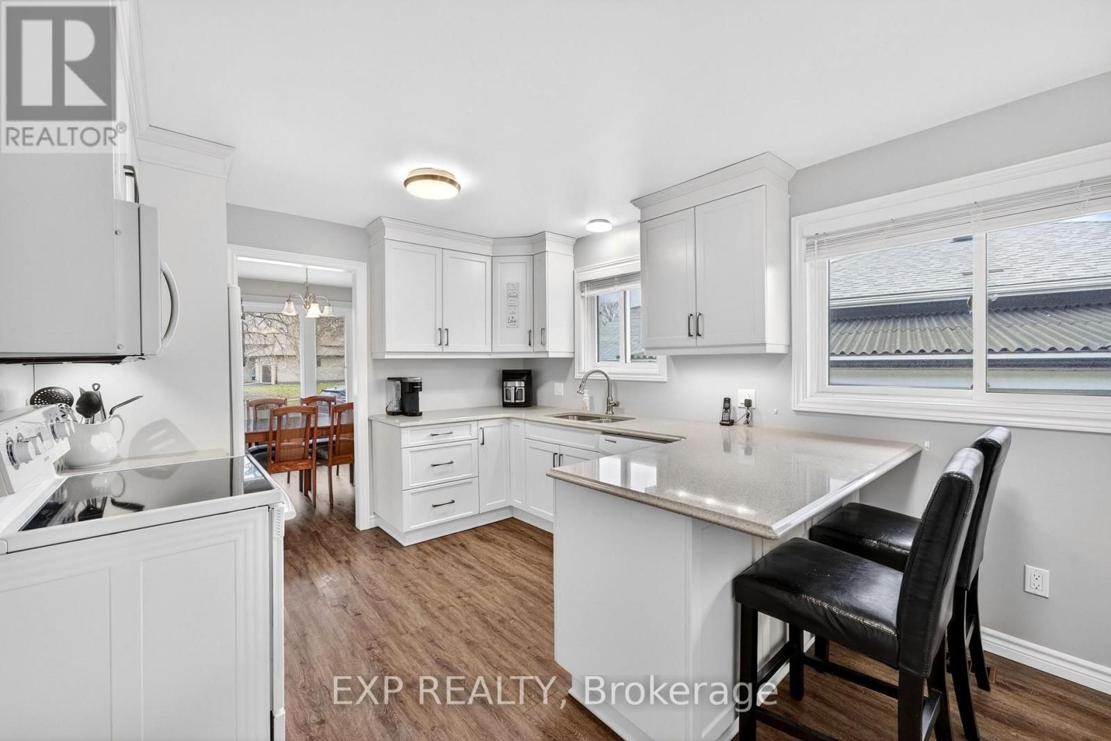 54 DAUPHIN AVENUE Image 9