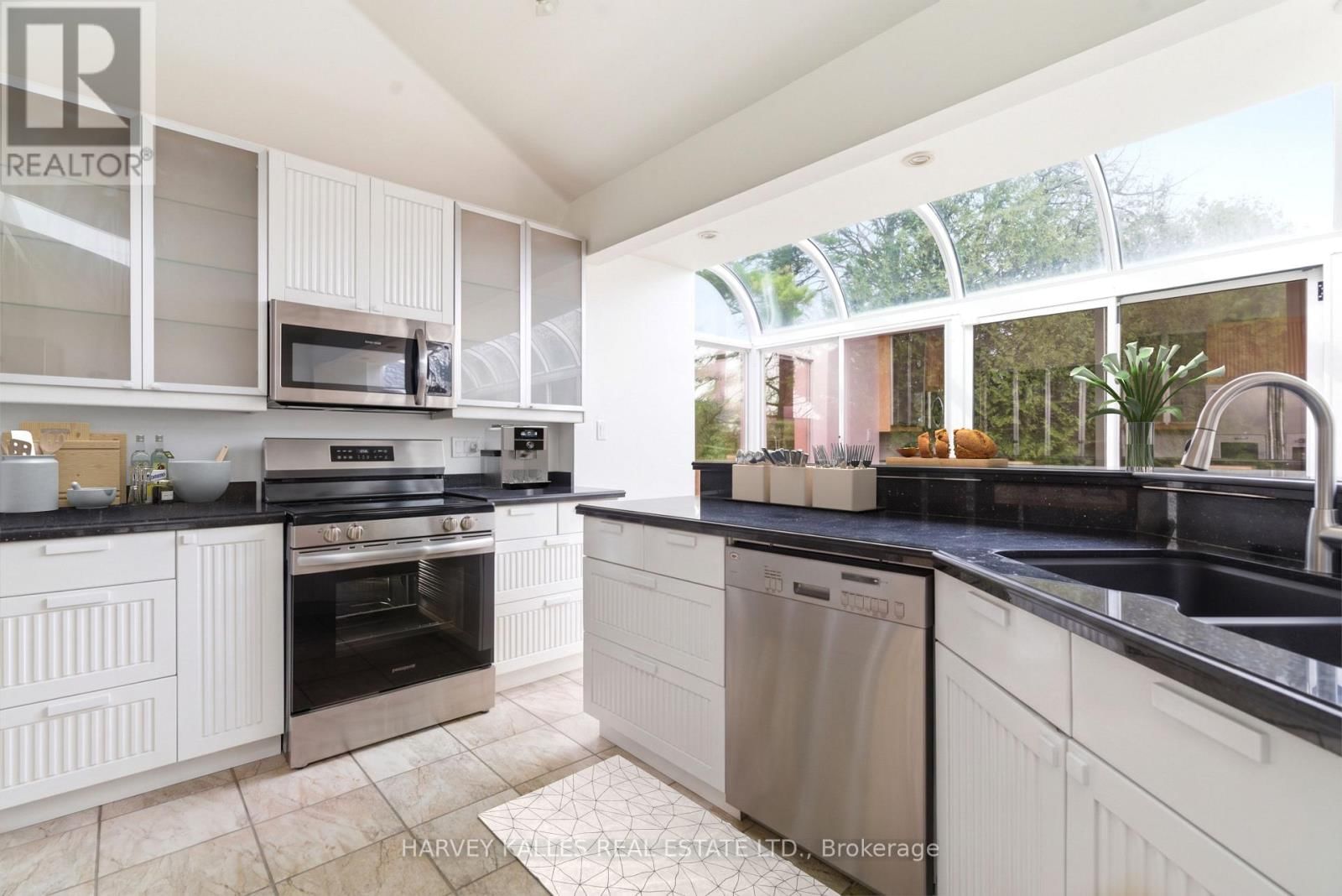 8 OAK DRIVE Image 13