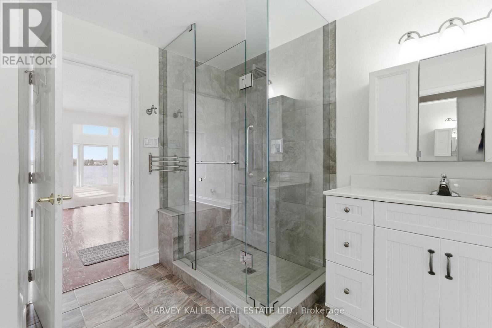 8 OAK DRIVE Image 17