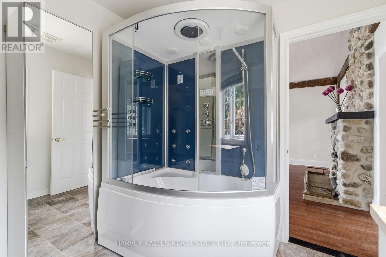 8 OAK DRIVE Image 21