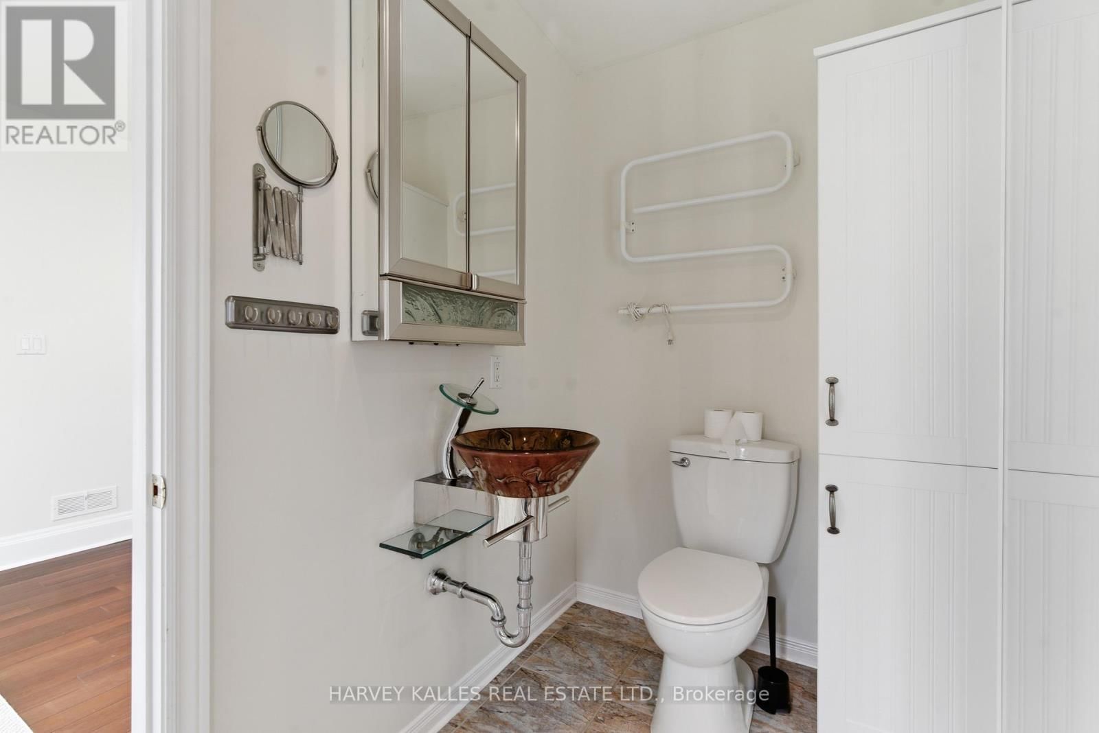 8 OAK DRIVE Image 22