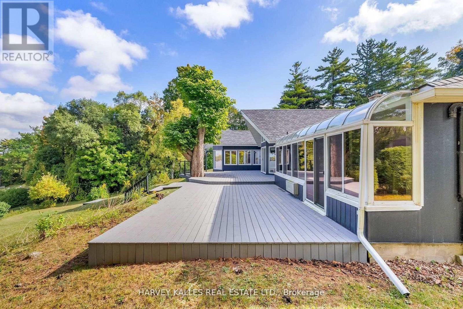 8 OAK DRIVE Image 25