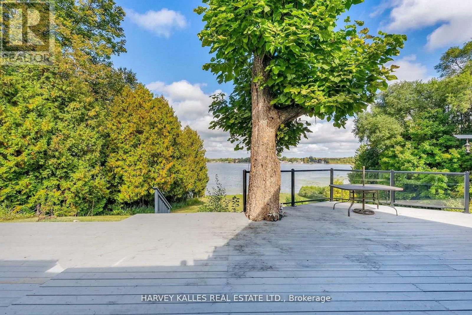 8 OAK DRIVE Image 27