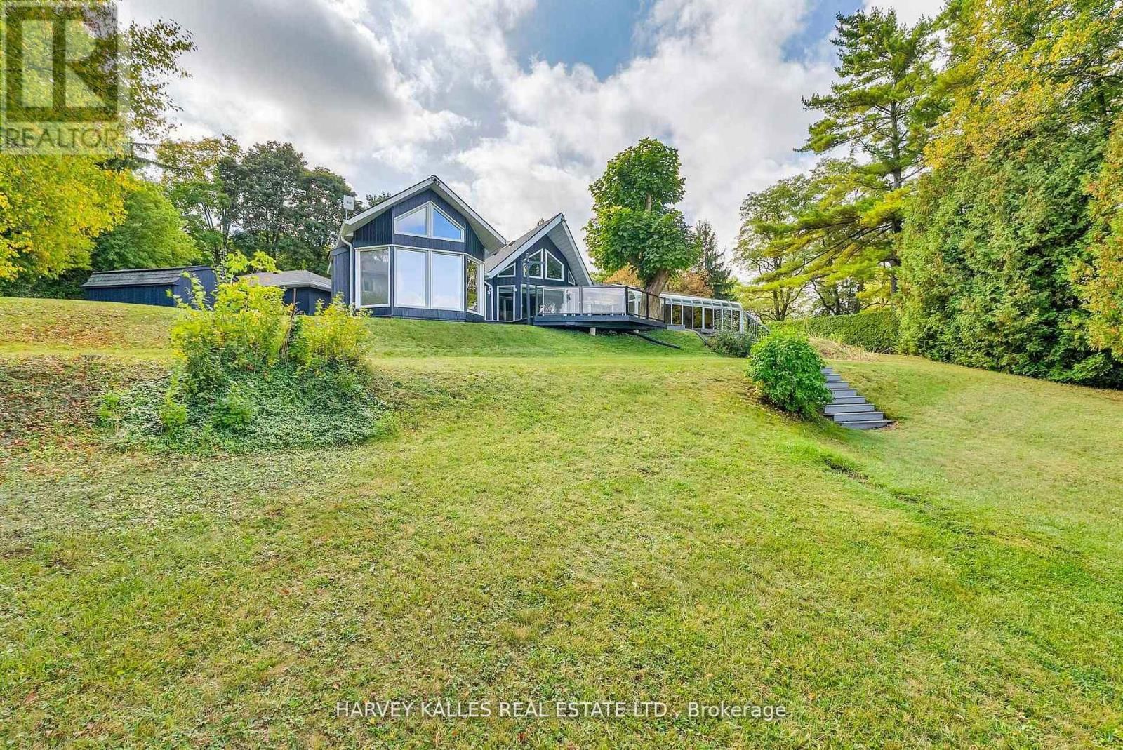 8 OAK DRIVE Image 36