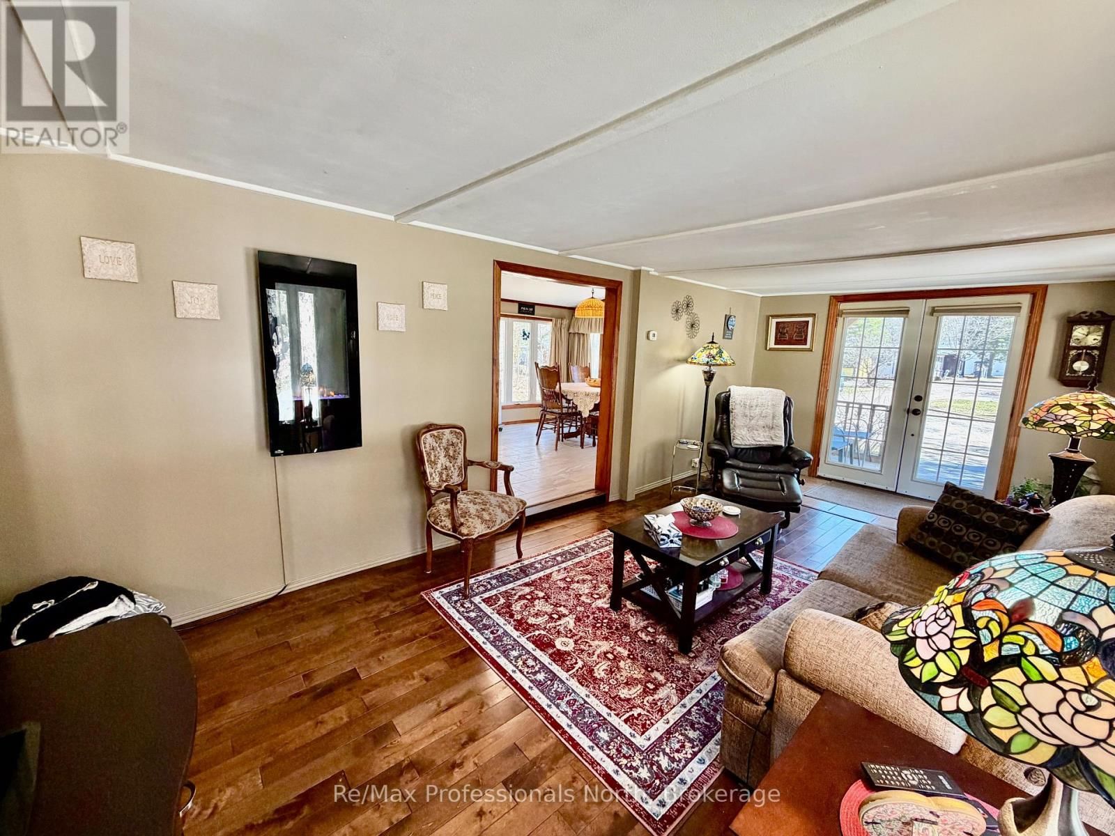 52 - 1007 RACOON ROAD Image 10