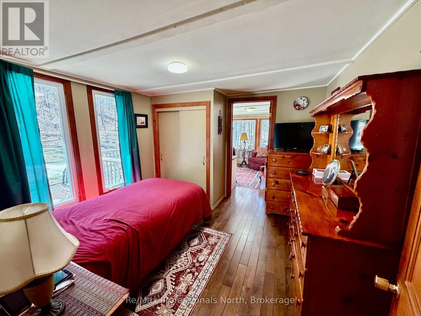 52 - 1007 RACOON ROAD Image 11