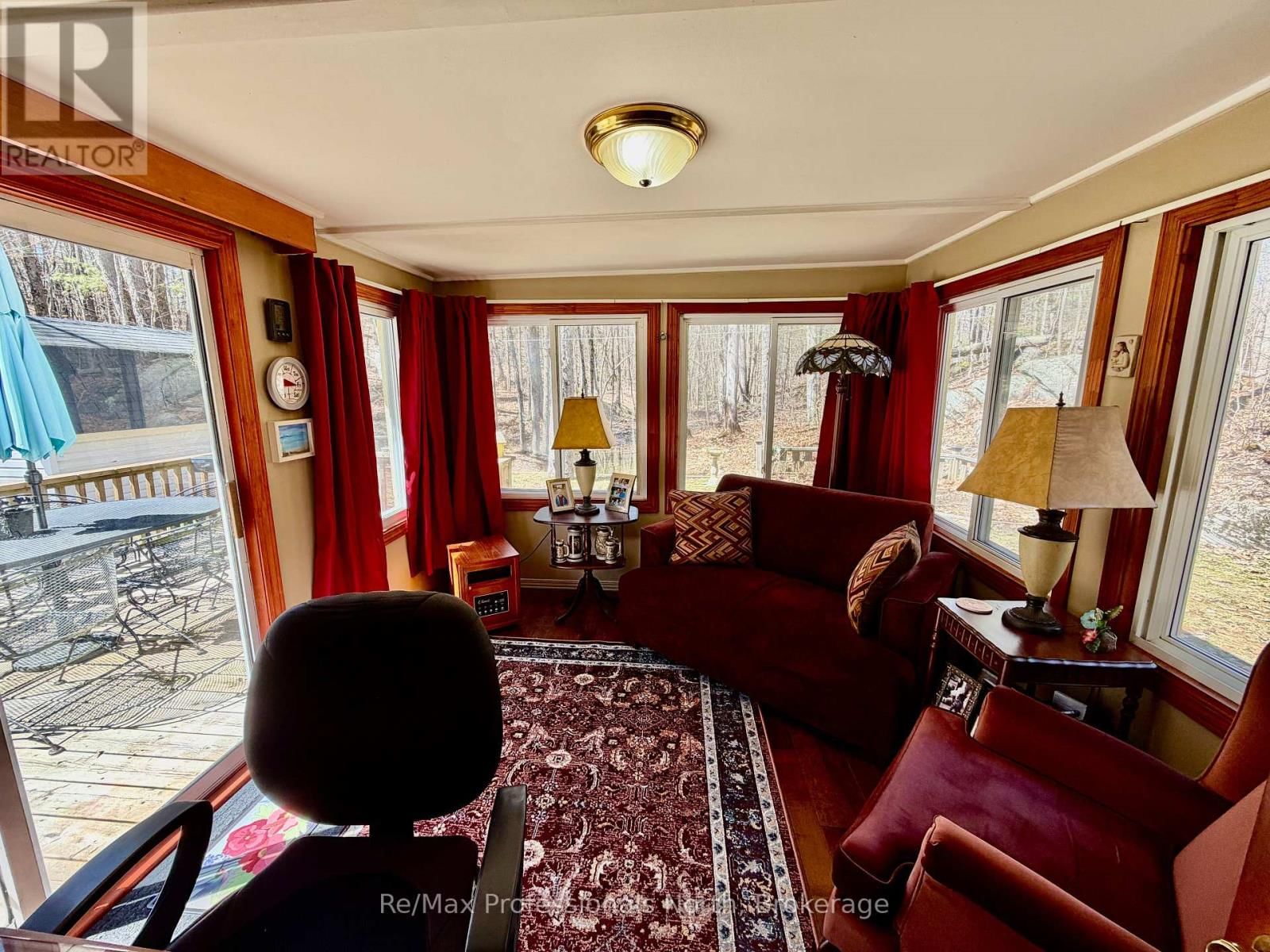 52 - 1007 RACOON ROAD Image 13