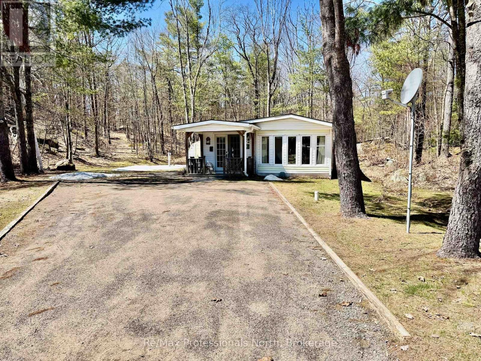 52 - 1007 RACOON ROAD Image 16