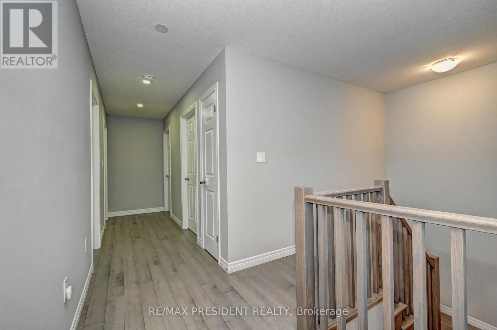 552 FLORENCEDALE CRESCENT Image 14