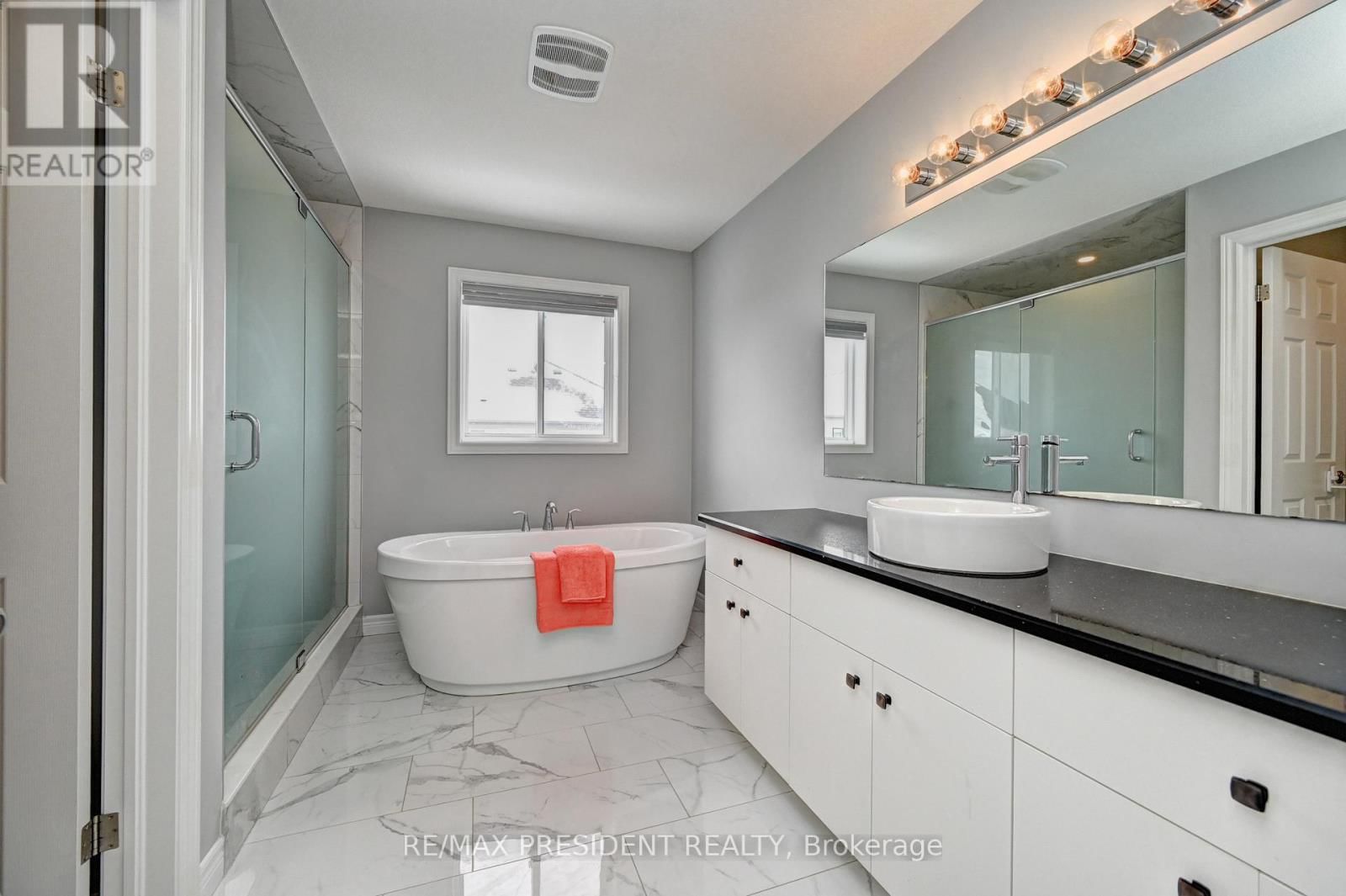 552 FLORENCEDALE CRESCENT Image 20