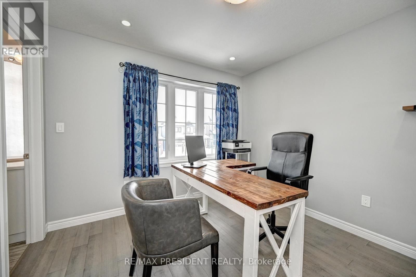 552 FLORENCEDALE CRESCENT Image 34