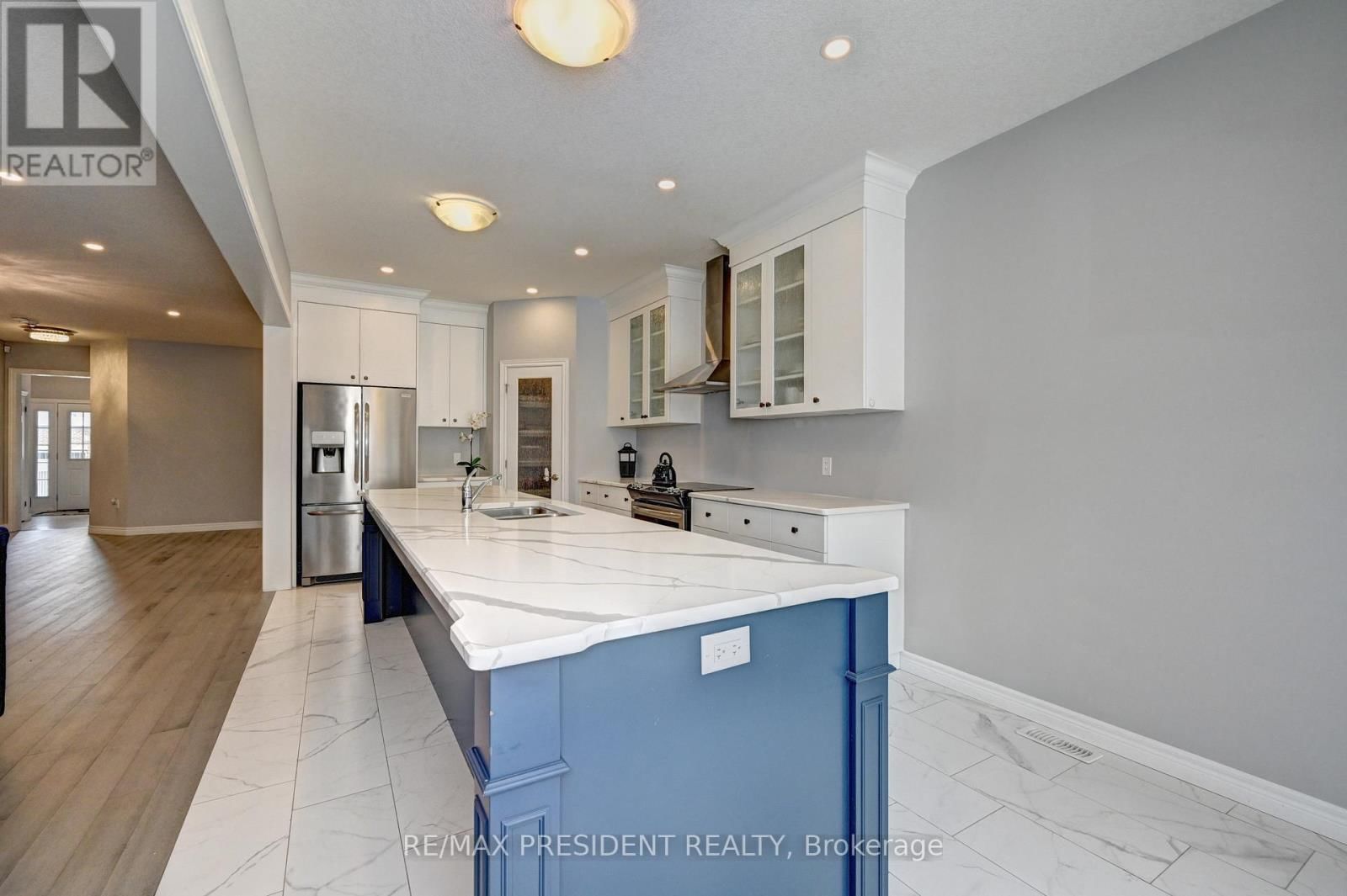 552 FLORENCEDALE CRESCENT Image 9