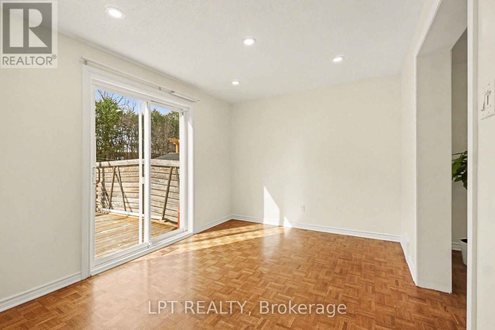 38 LINDHURST CRESCENT Image 10