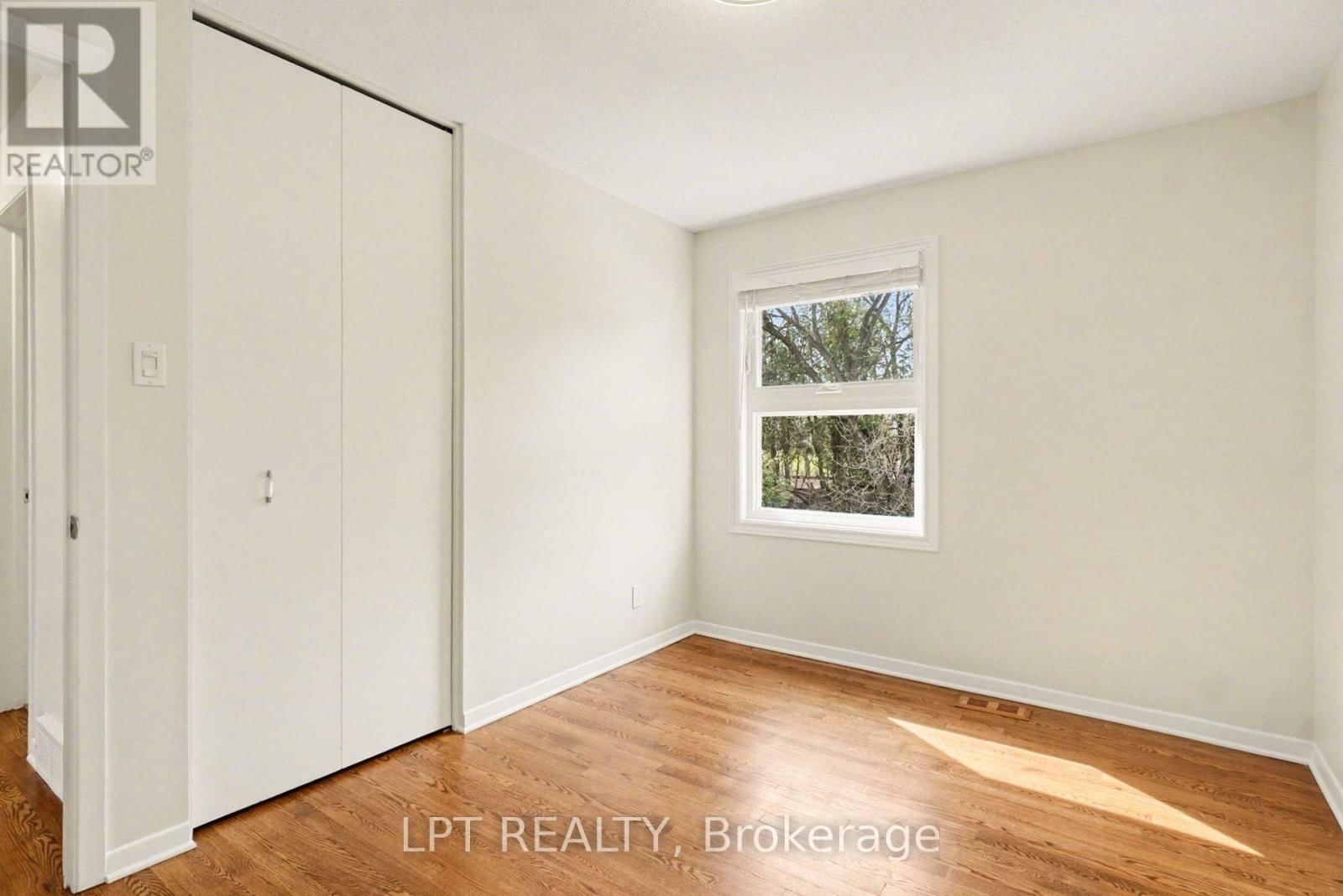 38 LINDHURST CRESCENT Image 17