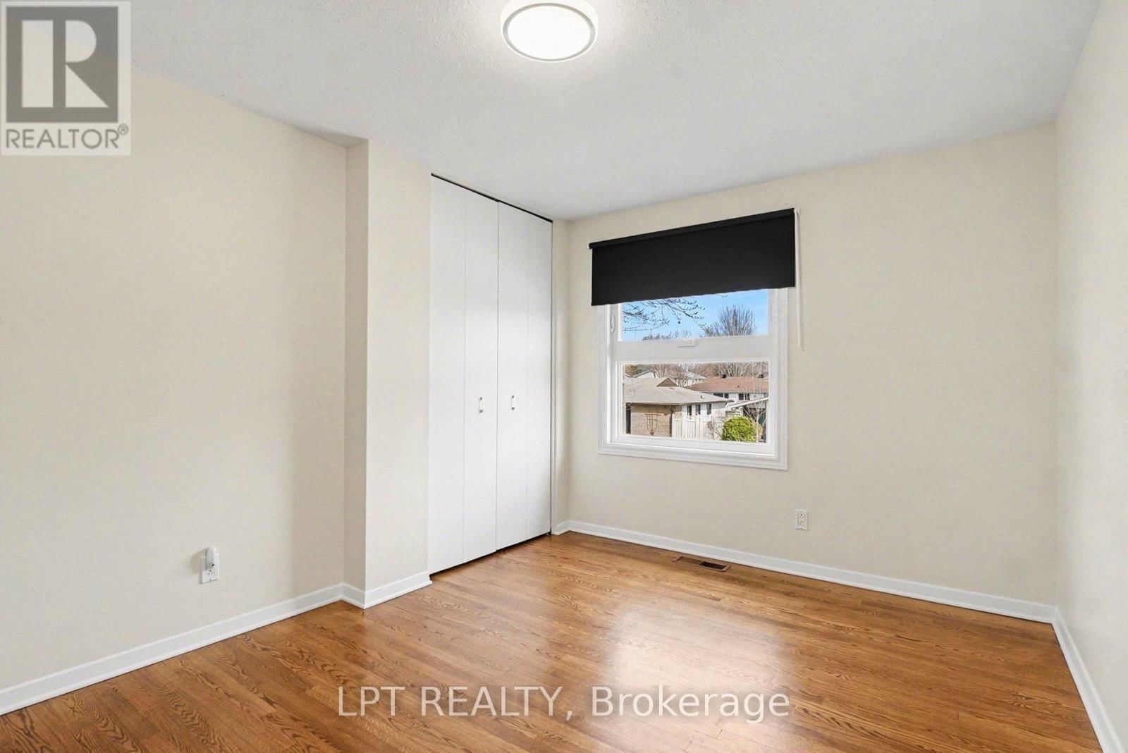 38 LINDHURST CRESCENT Image 19