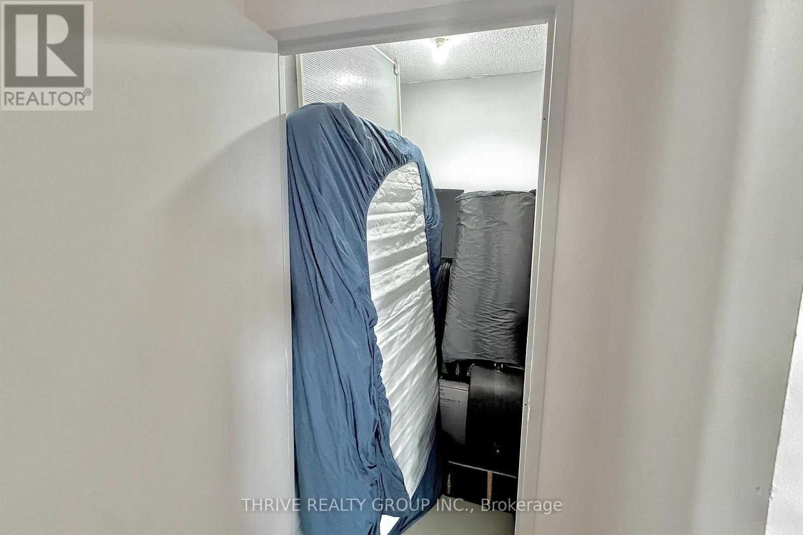 111 - 1103 JALNA BOULEVARD Image 19