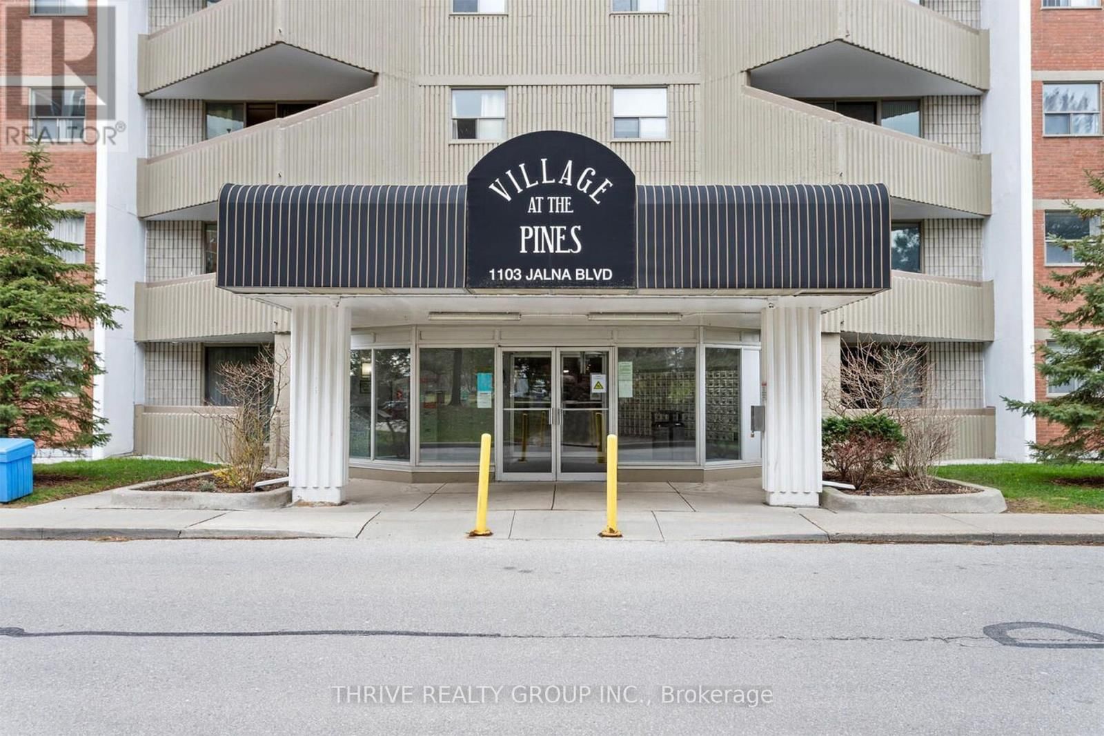 111 - 1103 JALNA BOULEVARD Image 2