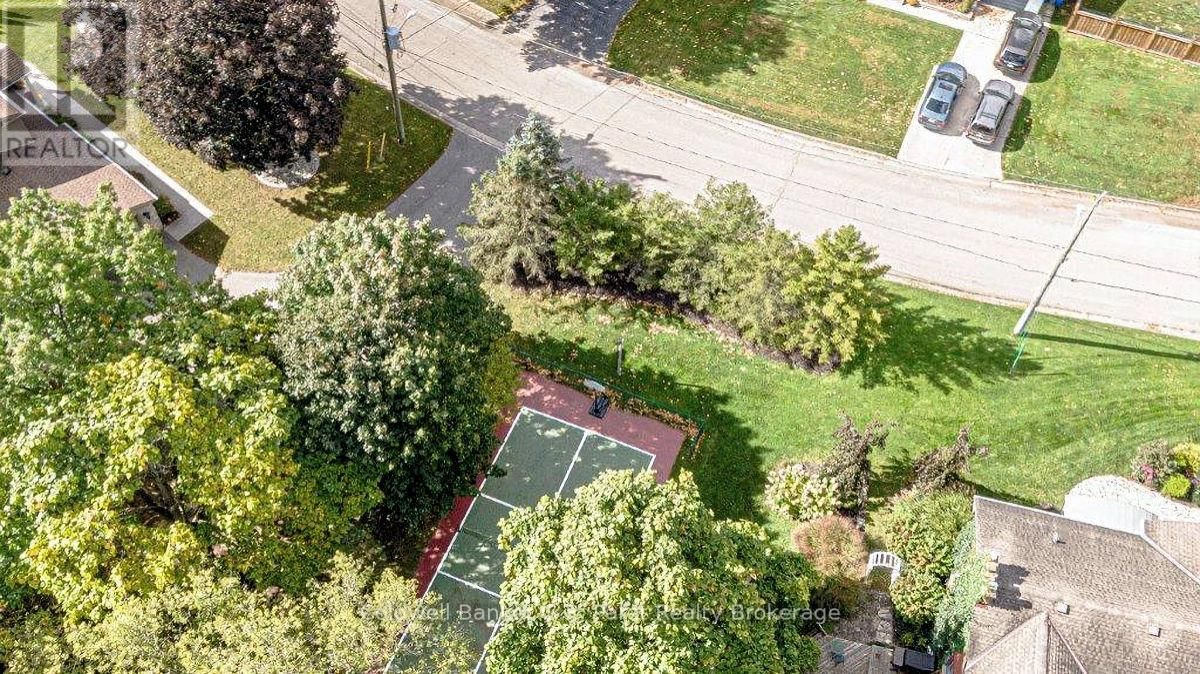 53 PARKWOOD DRIVE Image 9