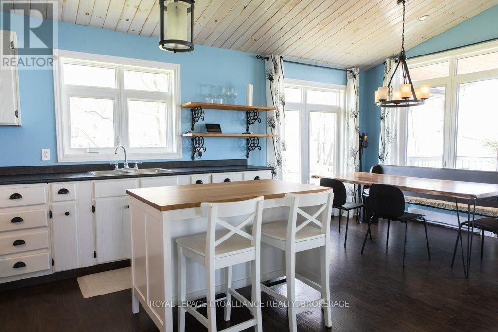 166 EASY LANE Image 14