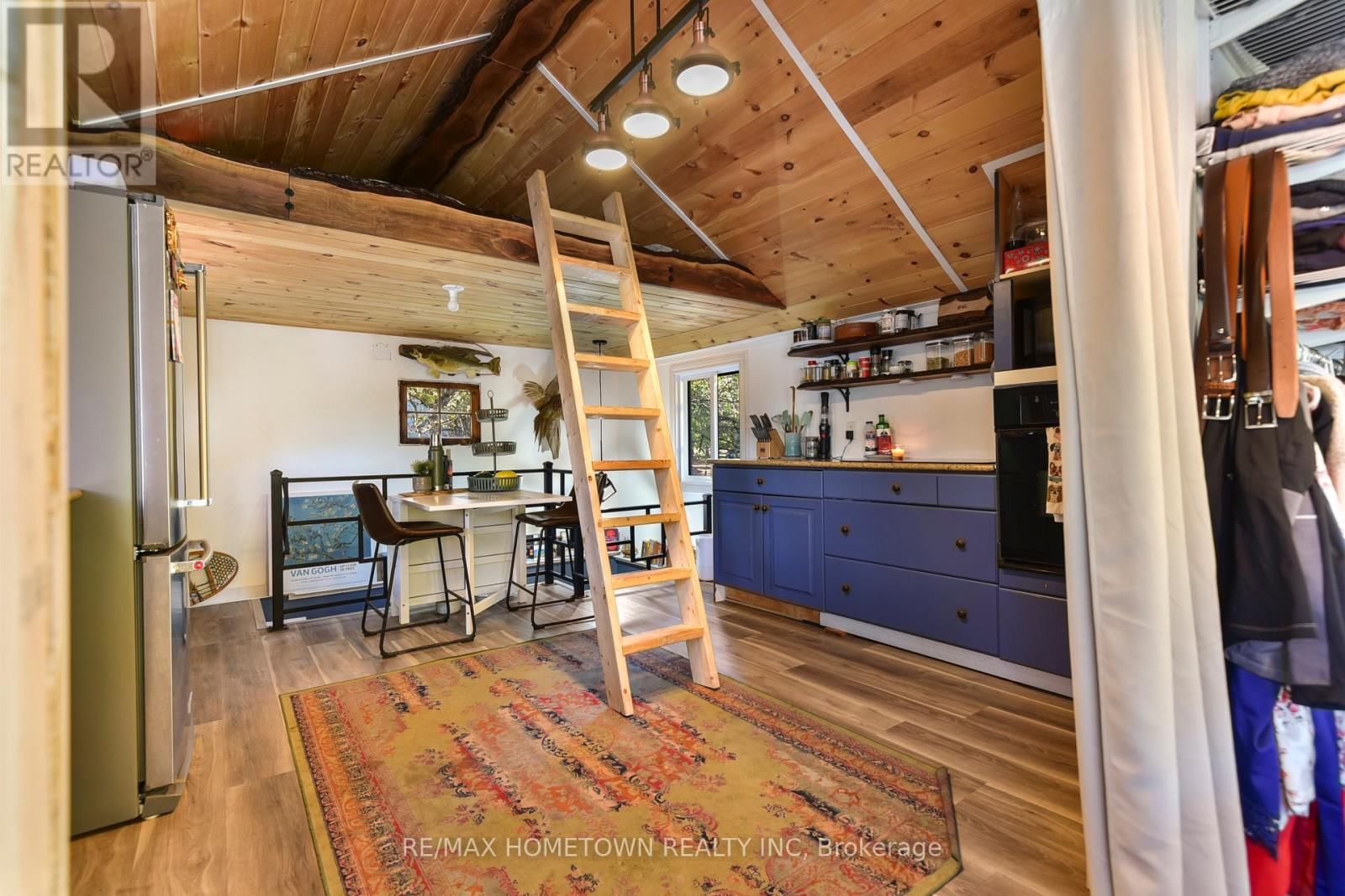 961 NARROWS LANE Image 13