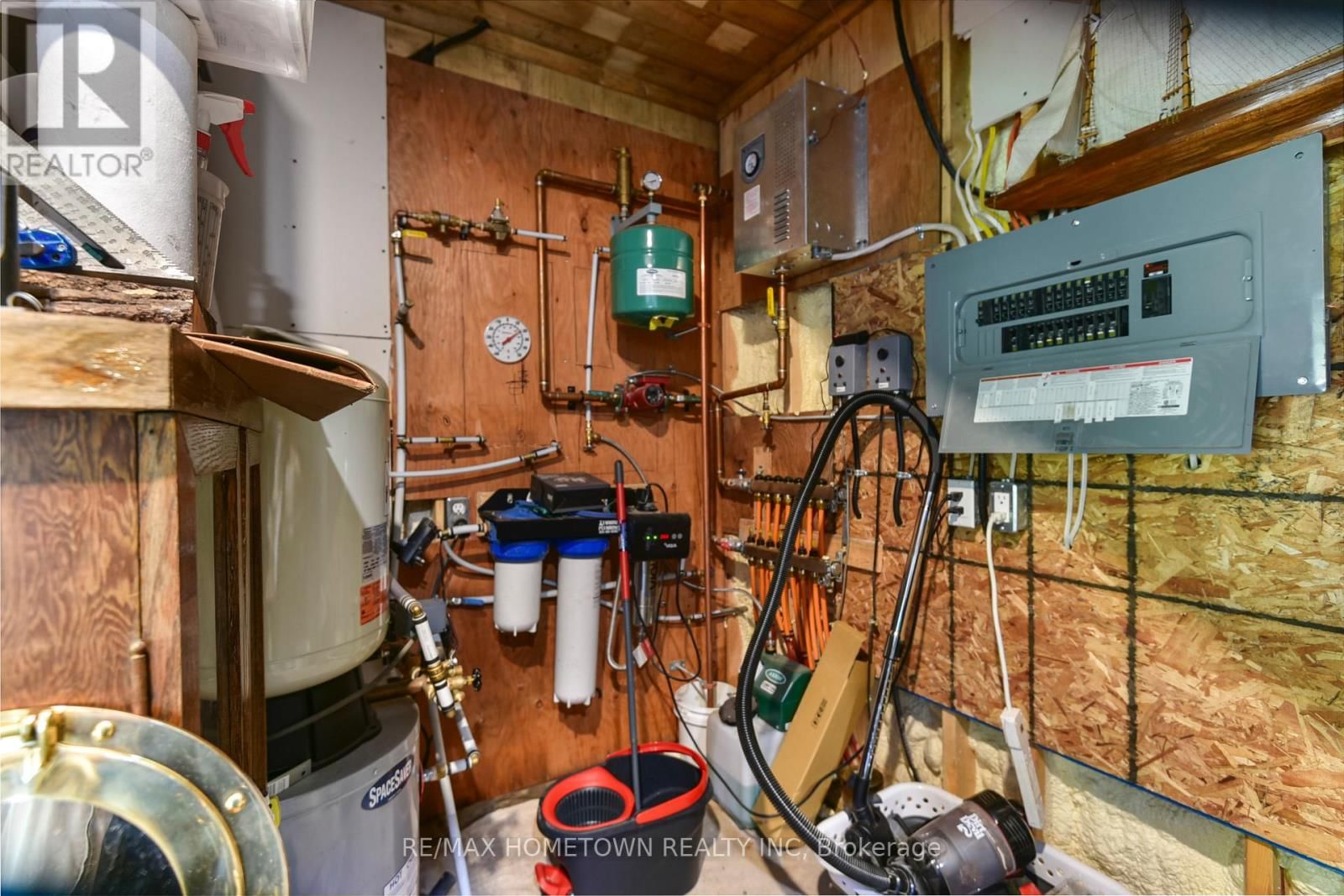 961 NARROWS LANE Image 23