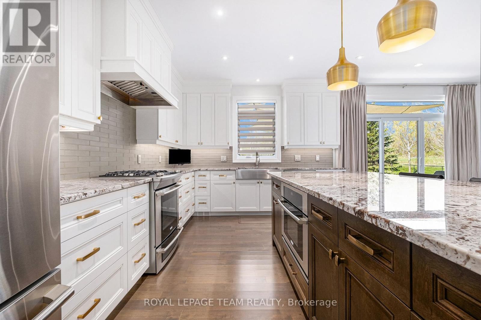 212 CABRELLE PLACE Image 12