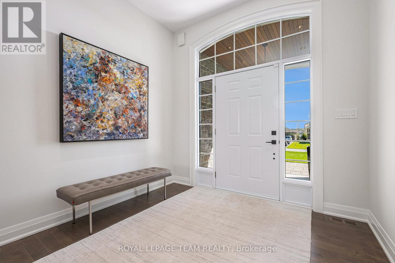 212 CABRELLE PLACE Image 5